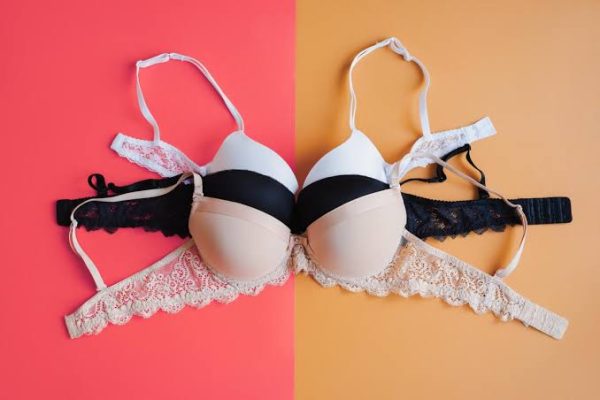 Best Minimizer Bra For a Sleek Look